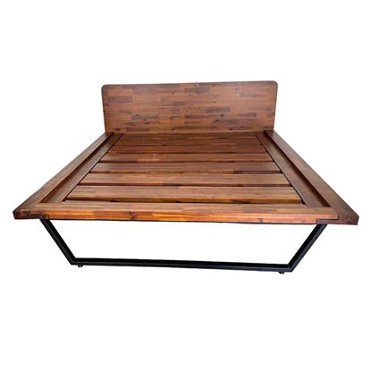 Giường ngủ đôi 200x210cm gỗ tràm chân sắt GN68044 Giường ngủ đôi 200x210cm gỗ tràm chân sắt GN68044